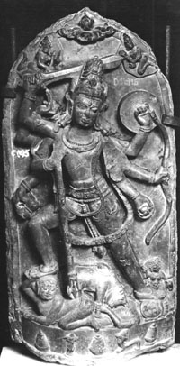 Shiva: acht armen met zwaarden
